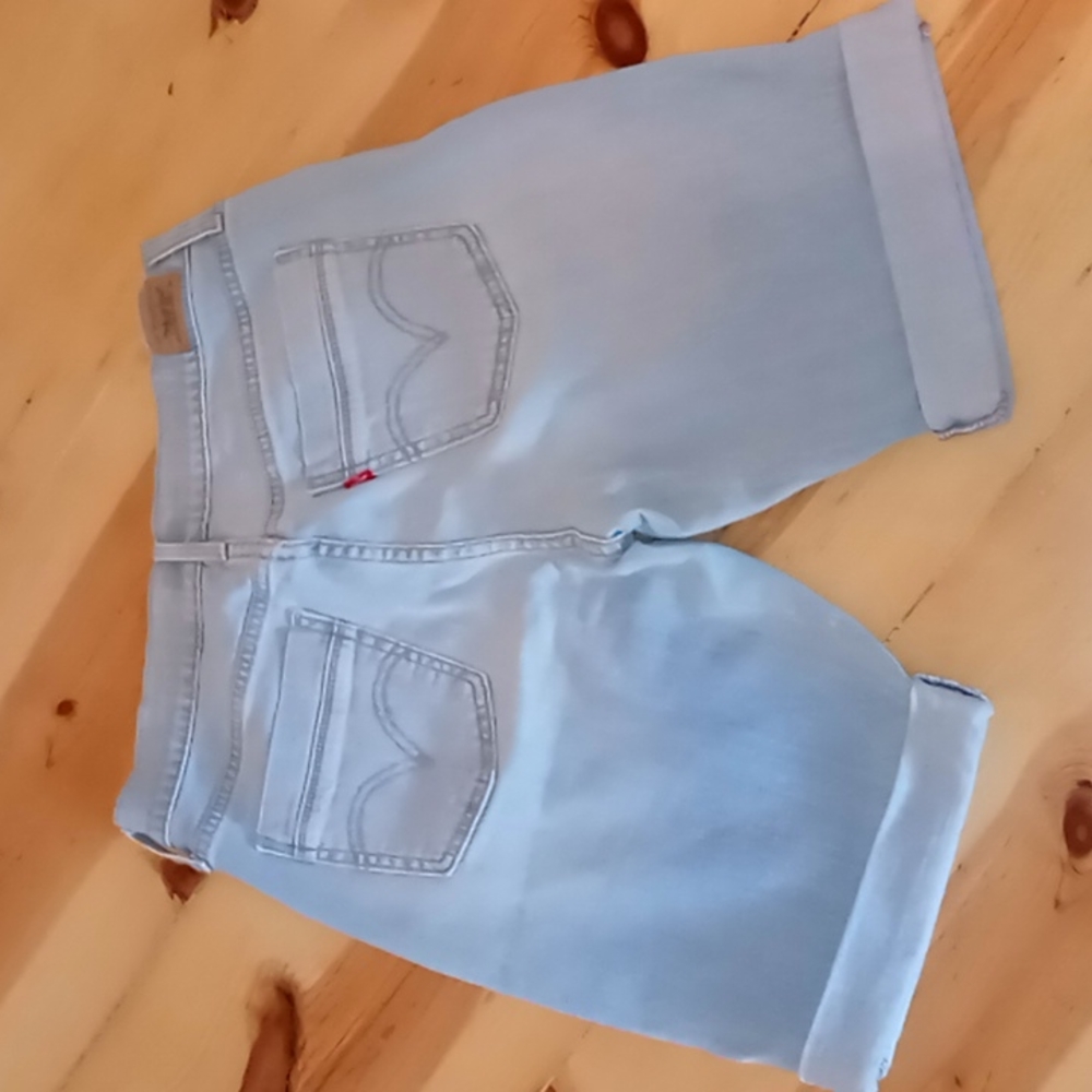 Levi's 515 Bermuda Shorts - Picture 2 of 4